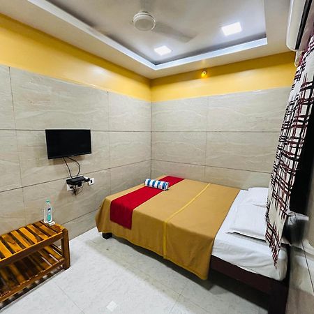 Gsr Residency Hotel Kanchipuram Ngoại thất bức ảnh