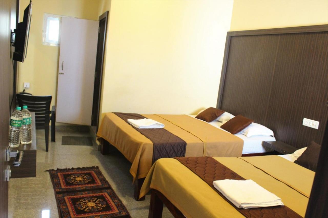 Gsr Residency Hotel Kanchipuram Ngoại thất bức ảnh