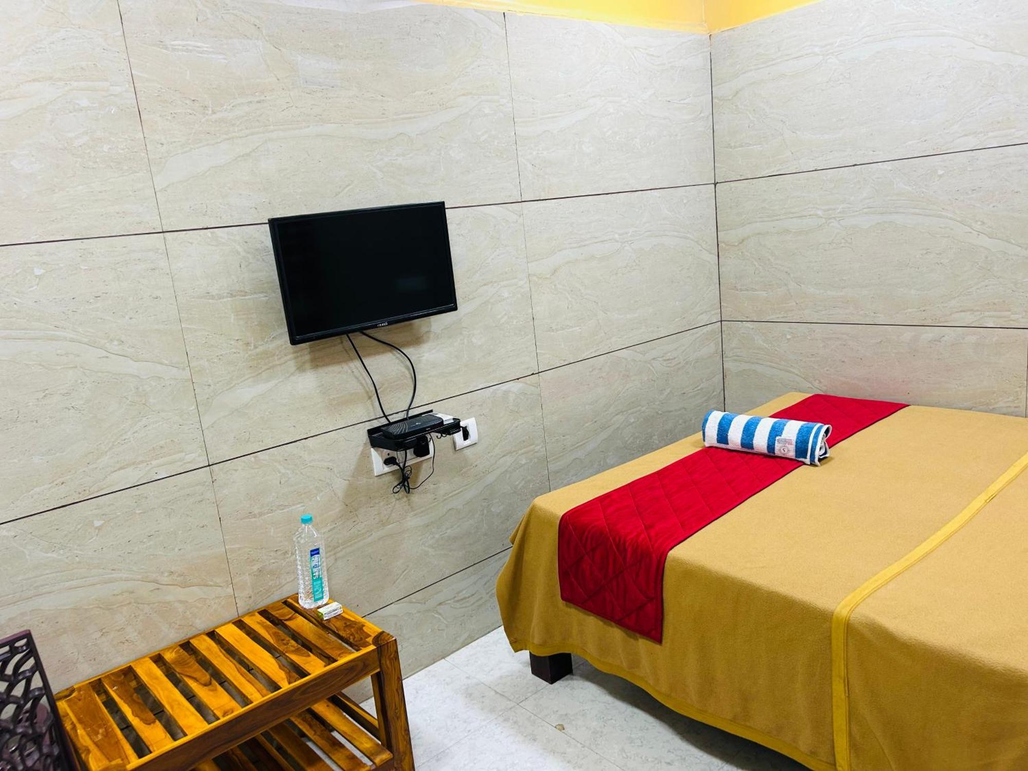 Gsr Residency Hotel Kanchipuram Ngoại thất bức ảnh