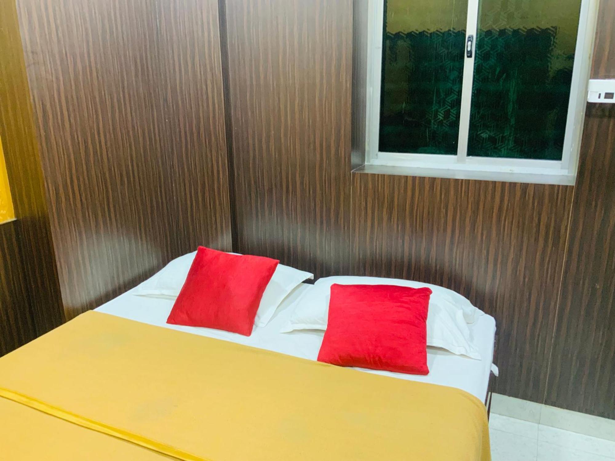Gsr Residency Hotel Kanchipuram Ngoại thất bức ảnh